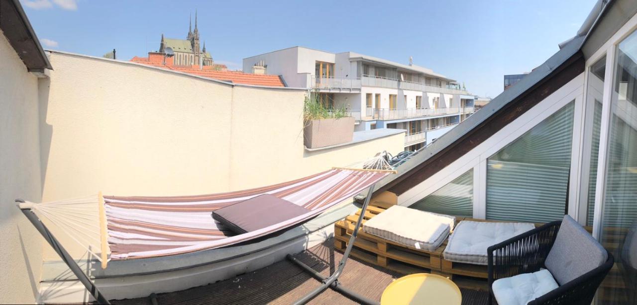 V Centru Mesta S Vyhledem Na Petra, A Parkovani Apartment *